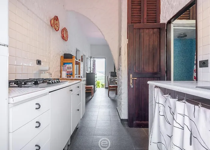 Ferienhaus House Eleonora - Near Beautiful Beaches