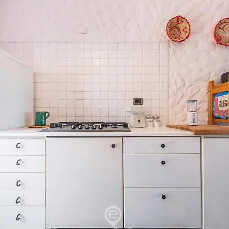 Vakantiehuis House Eleonora - Near Beautiful Beaches