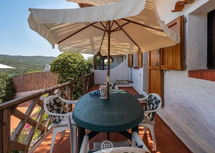 Hébergement de vacances House Eleonora - Near Beautiful Beaches Cala Sapone